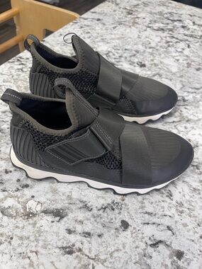 Sorel Women's Kinetic Tennis Shoes 7.5